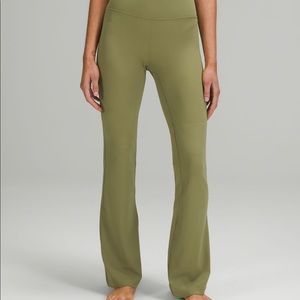 NWTO lululemon groove flare pant super high-rise nulu